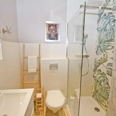 Daire Rivoli Center *